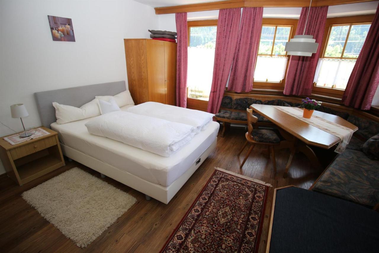 Eva Dabernig Apartment Zell am Ziller Bagian luar foto